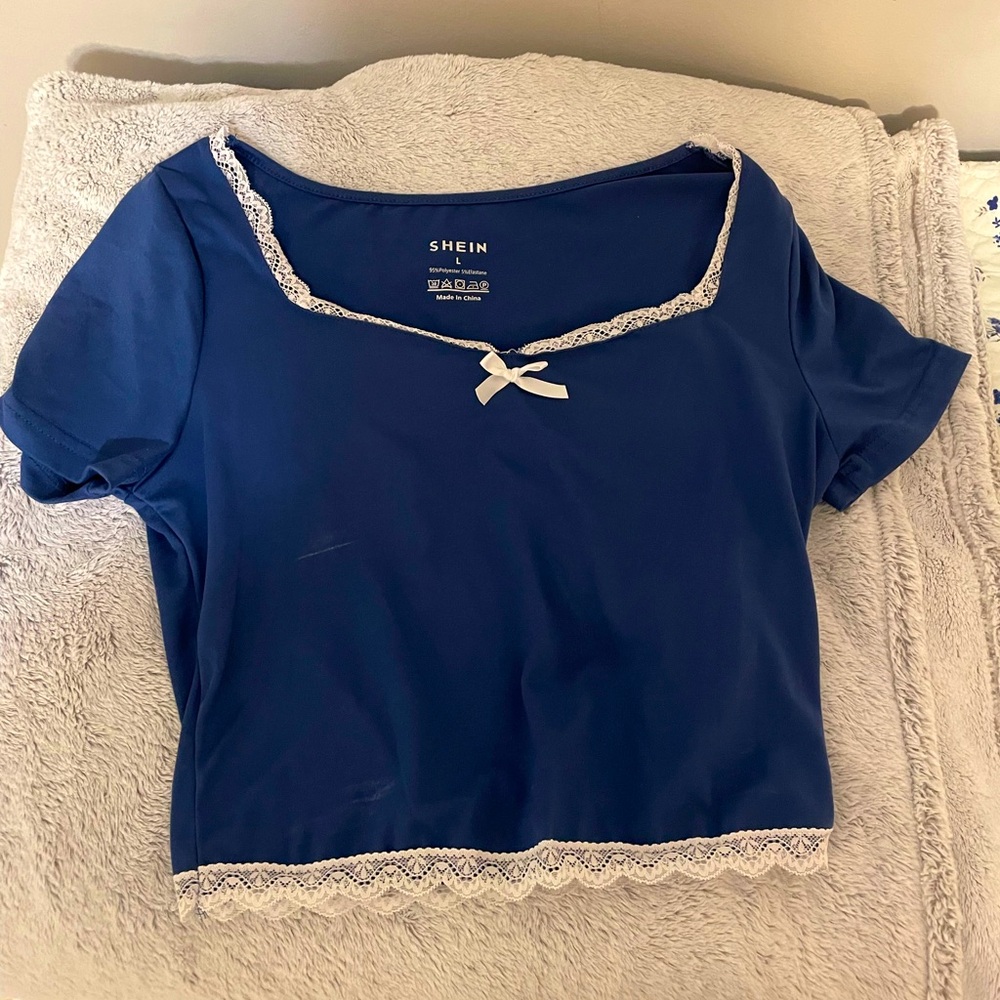 I’ve worn this once but didn’t like how it looked on me.